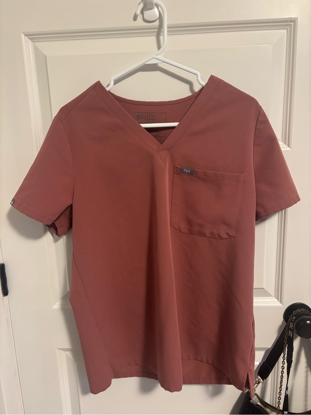 Figs scrub top